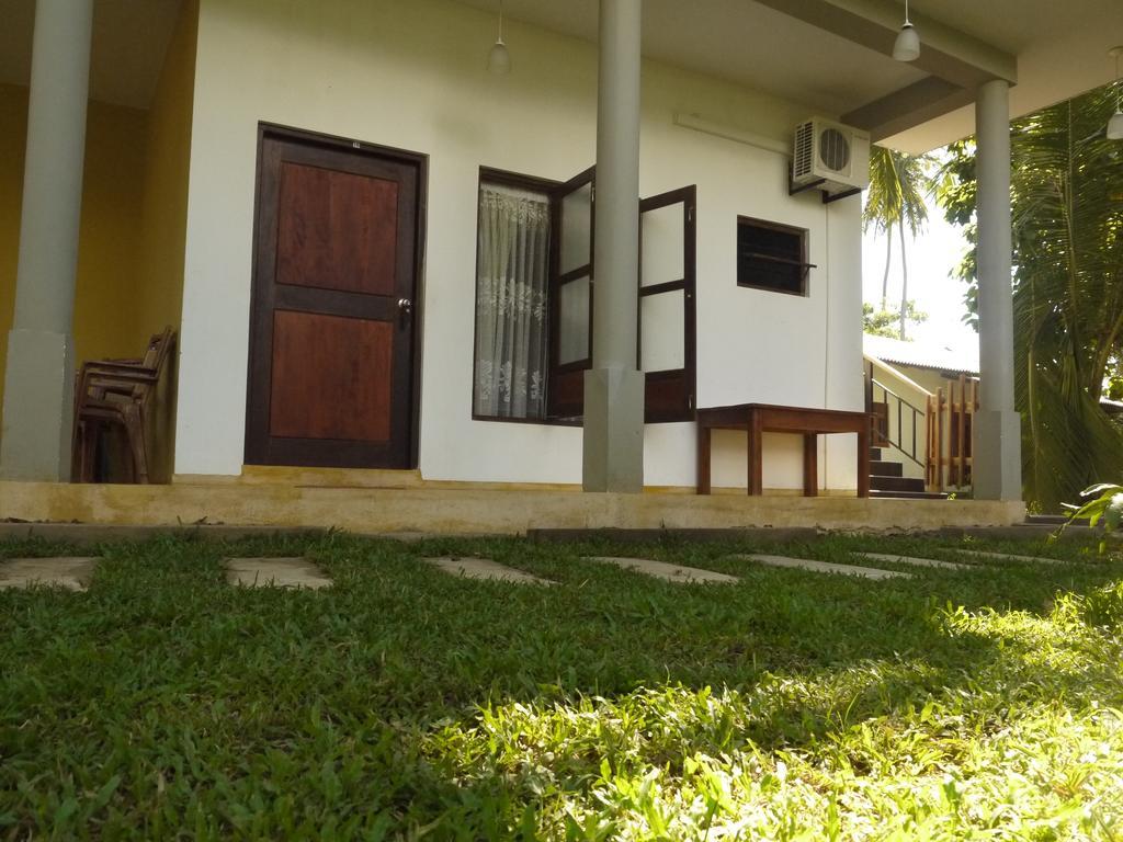 טיסמהרמה Traveller'S Home Hotel מראה חיצוני תמונה