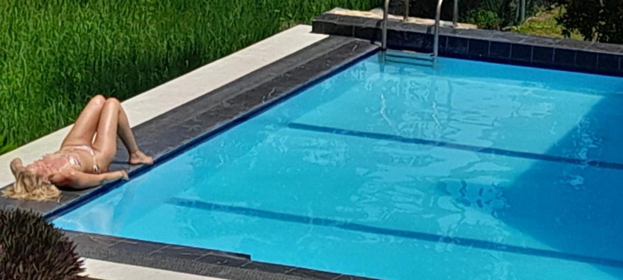 טיסמהרמה Traveller'S Home Hotel מראה חיצוני תמונה