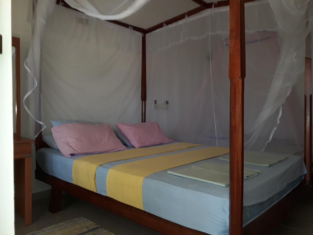 טיסמהרמה Traveller'S Home Hotel מראה חיצוני תמונה