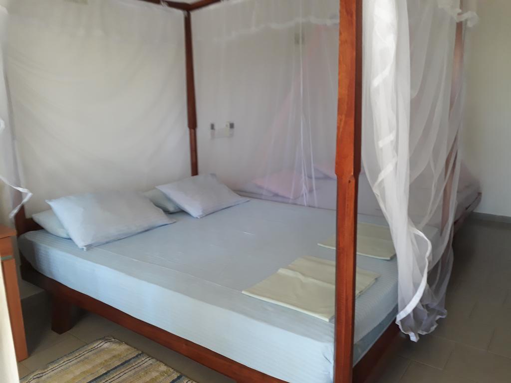 טיסמהרמה Traveller'S Home Hotel מראה חיצוני תמונה