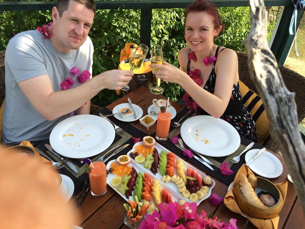 טיסמהרמה Traveller'S Home Hotel מראה חיצוני תמונה