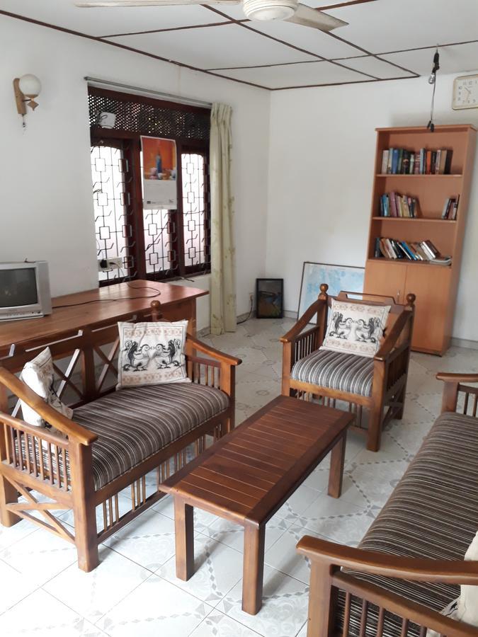 טיסמהרמה Traveller'S Home Hotel מראה חיצוני תמונה